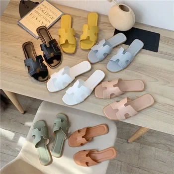 Тапочки, Летняя модная обувь 2021 года, Новые Корейские пляжные сандалии, однотонная обувь на плоской подошве из искусственной кожи